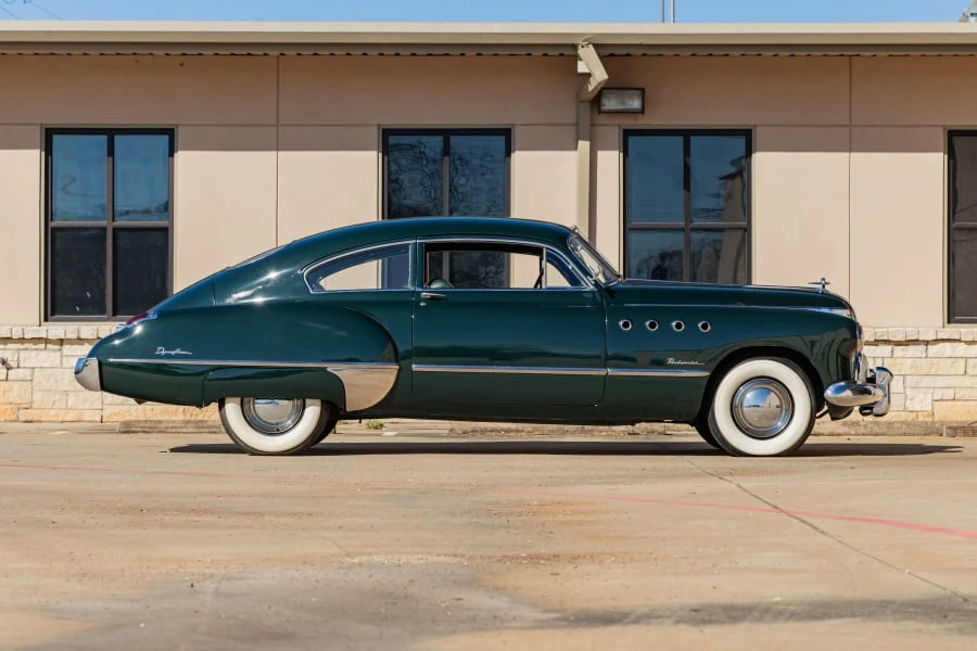 1949 Buick Roadmaster - Image 2 of 31