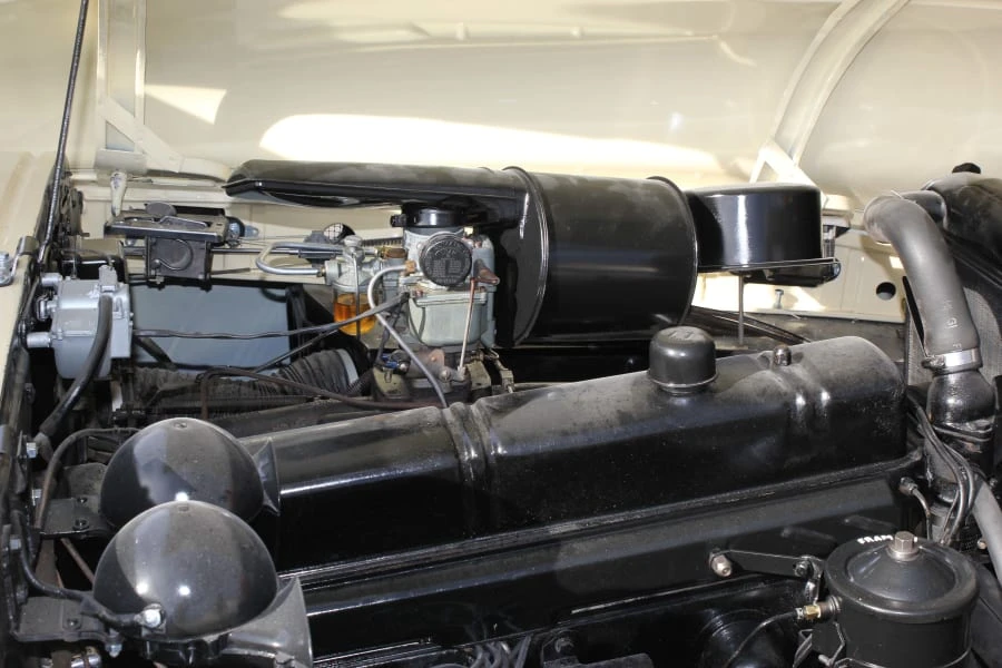 1949 Buick Roadmaster - Image 7 of 10