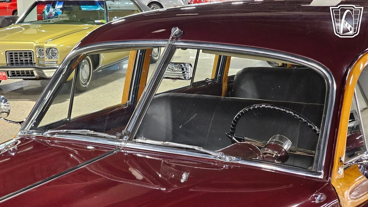 1949 Buick Super - Image 10 of 12