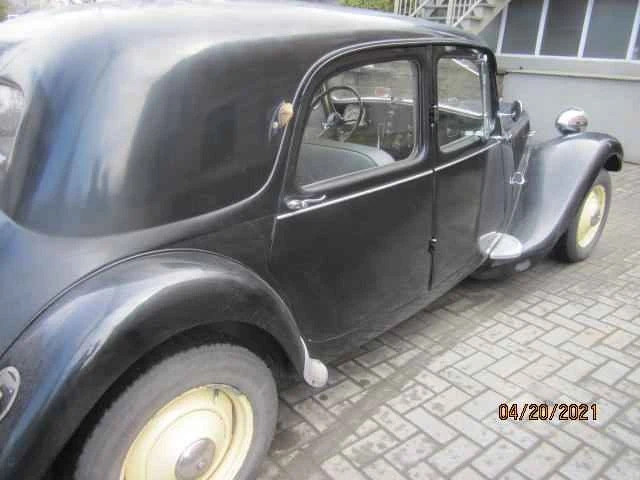 1949 Citroen Traction Avant - Image 2 of 17