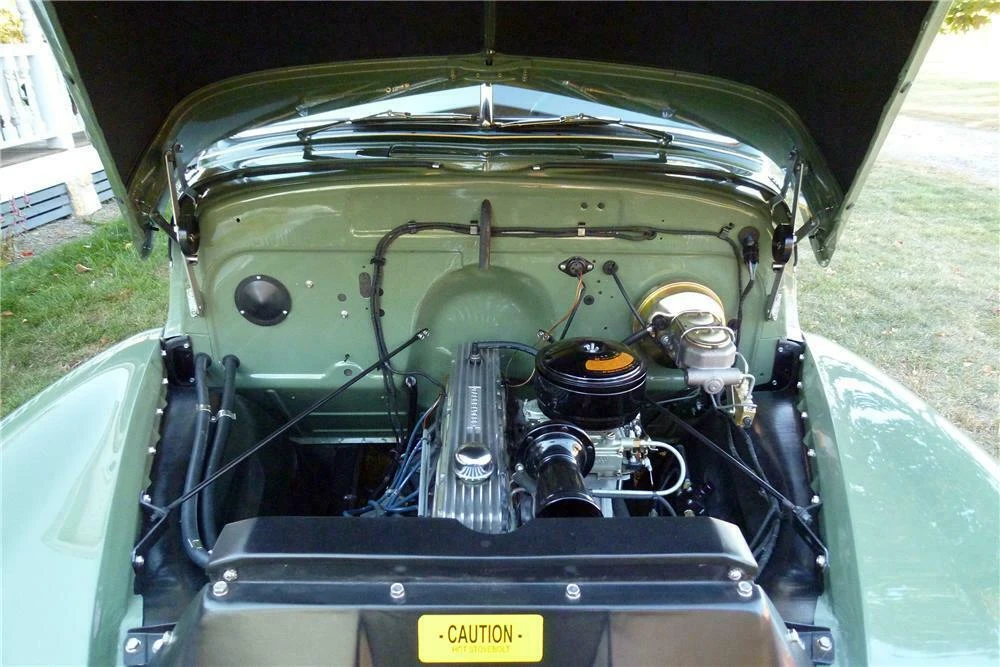 1949 Chevrolet Suburban 3rd Gen - Image 2 of 5