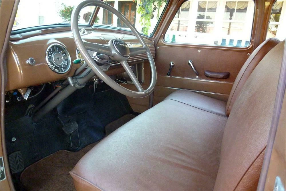 1949 Chevrolet Suburban 3rd Gen - Image 3 of 5