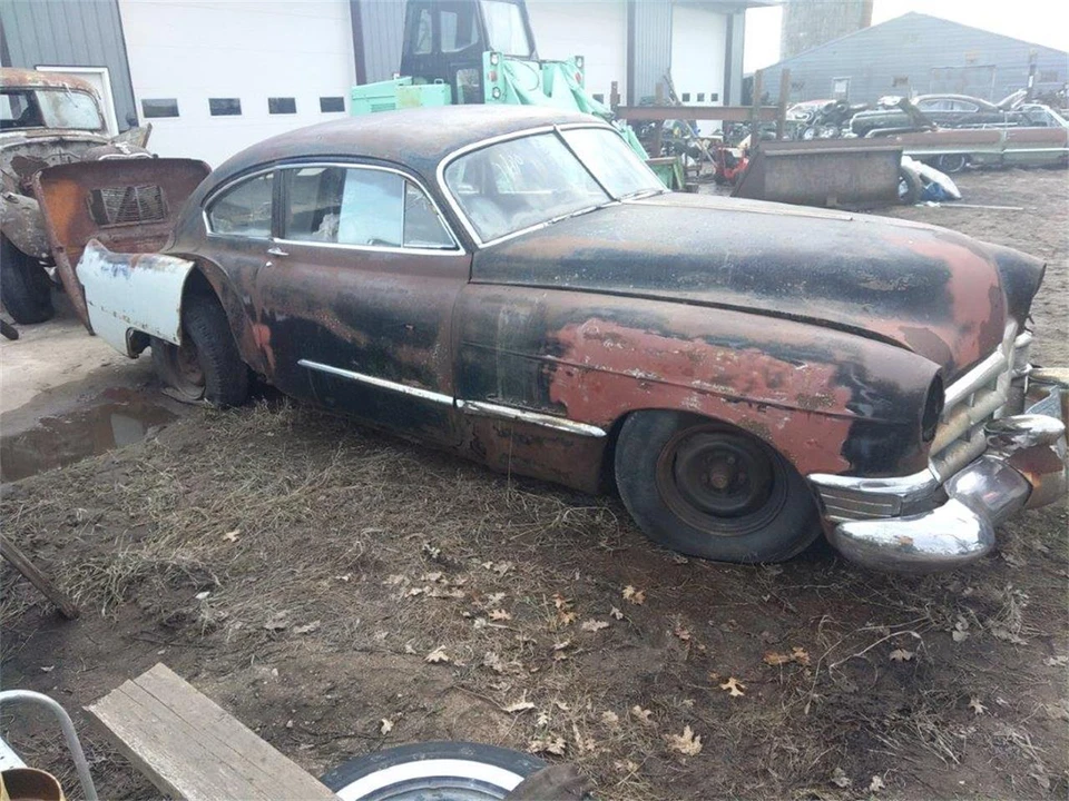 1949 Cadillac Series 62 2nd Gen - Image 4 of 16
