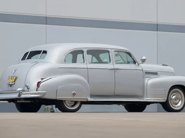 1949 Cadillac Series 70 & 75 - Image 3 of 31