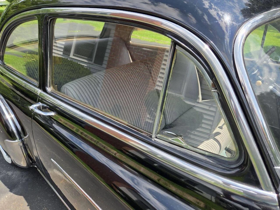 1949 Chevrolet Special & Deluxe & Fleetline - Image 25 of 31