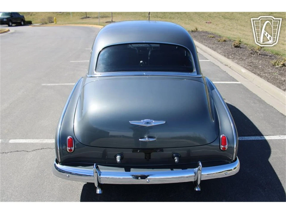1949 Chevrolet Special & Deluxe & Fleetline - Image 12 of 31