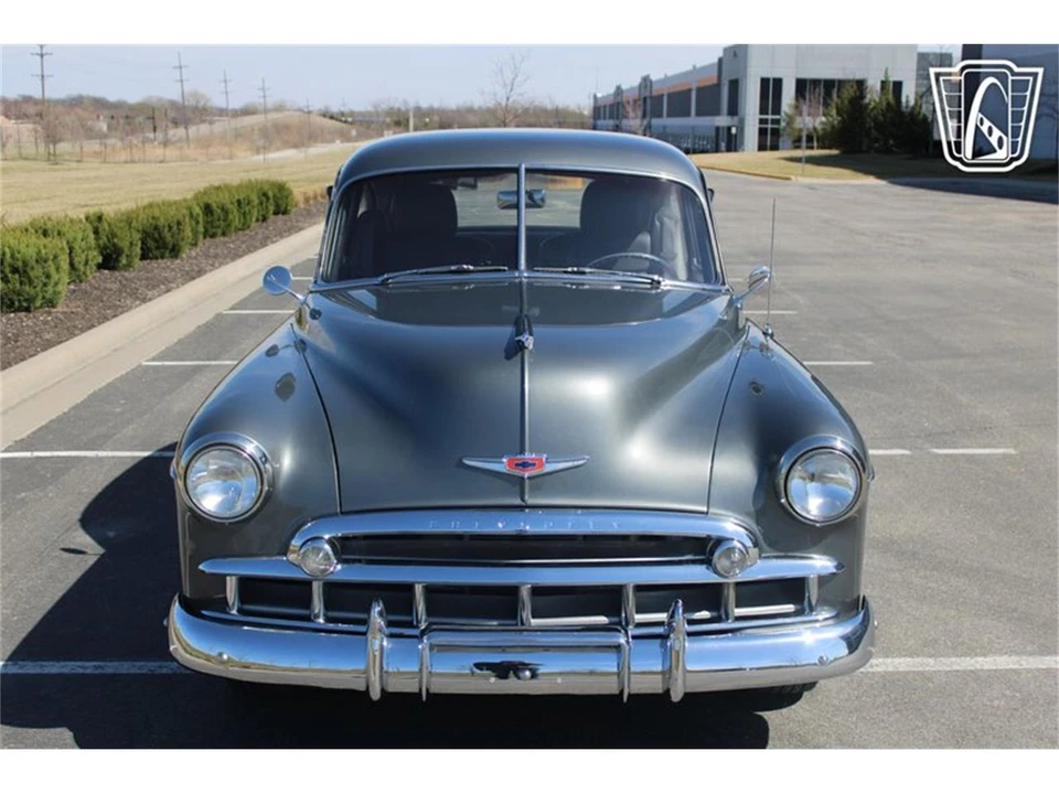 1949 Chevrolet Special & Deluxe & Fleetline - Image 8 of 31