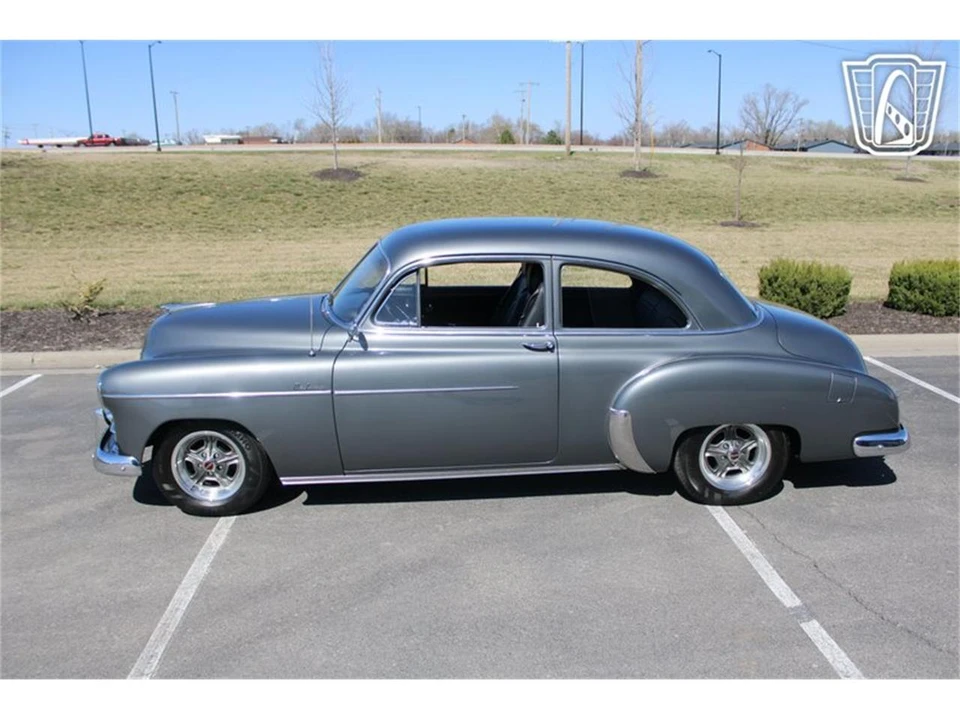 1949 Chevrolet Special & Deluxe & Fleetline - Image 10 of 31