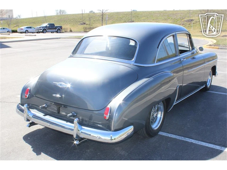 1949 Chevrolet Special & Deluxe & Fleetline - Image 5 of 31