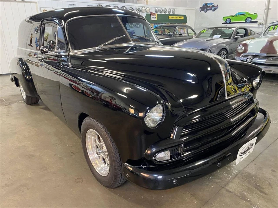 1949 Chevrolet Special & Deluxe & Fleetline - Image 3 of 31