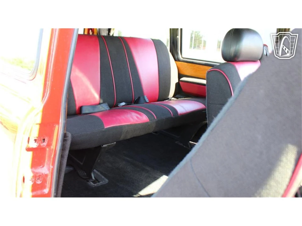 1949 Chevrolet Suburban 3rd Gen - Image 15 of 31