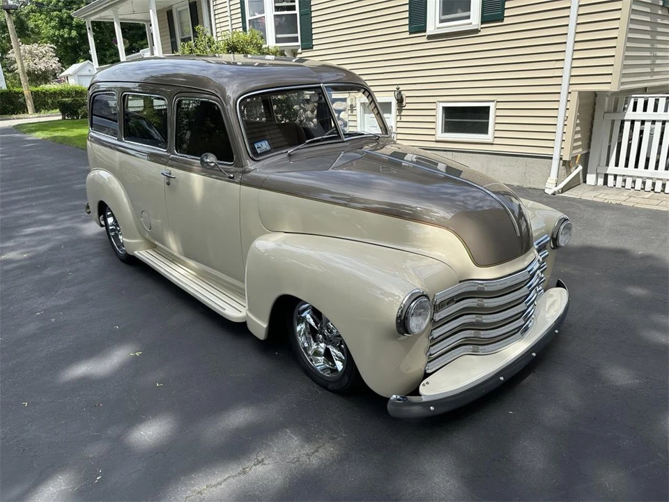 1949 Chevrolet Suburban 3rd Gen - Image 6 of 31