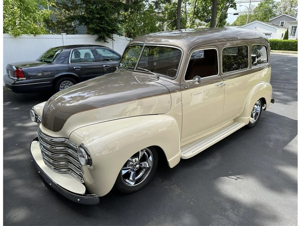 1949 Chevrolet Suburban 3rd Gen - Image 3 of 31