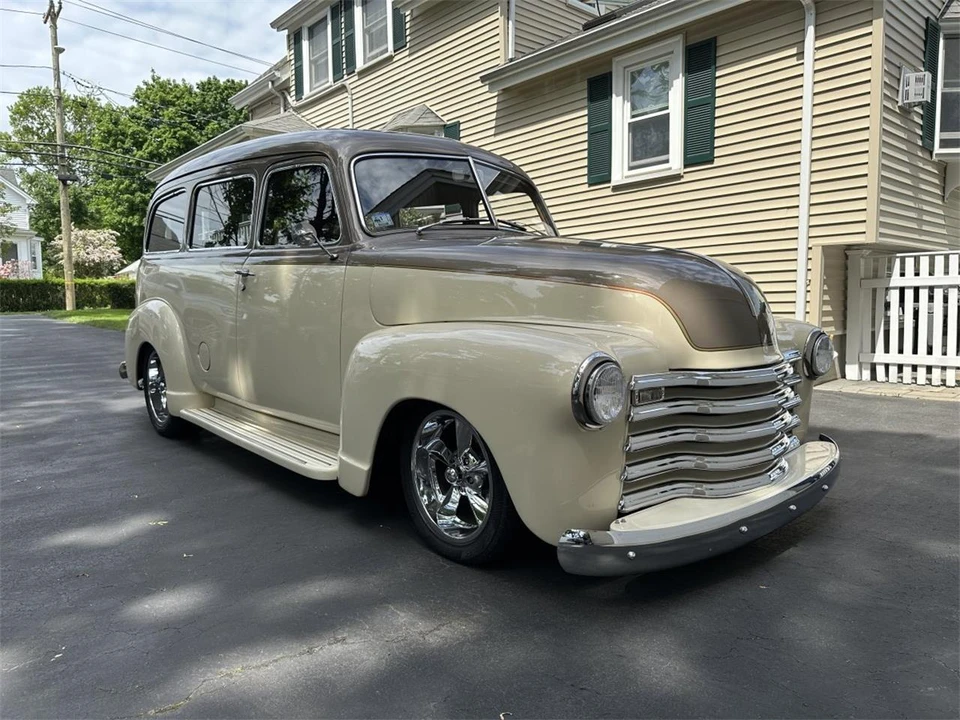 1949 Chevrolet Suburban 3rd Gen - Image 4 of 31
