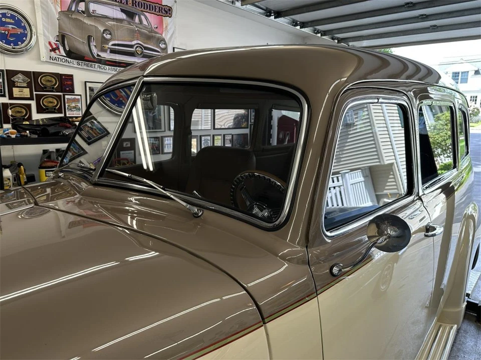 1949 Chevrolet Suburban 3rd Gen - Image 28 of 31