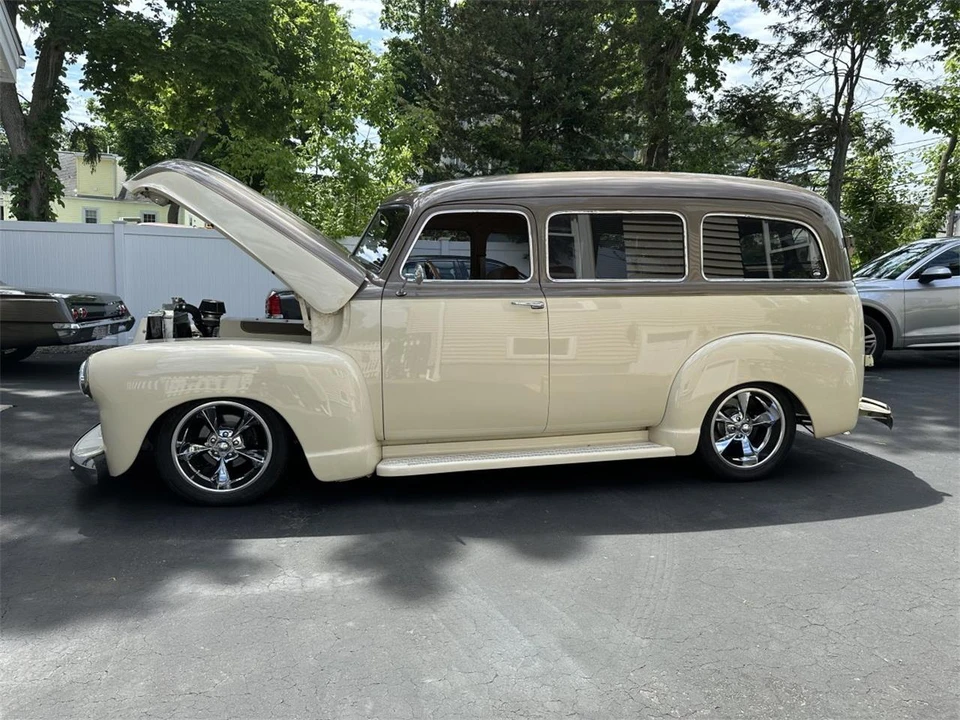 1949 Chevrolet Suburban 3rd Gen - Image 12 of 31
