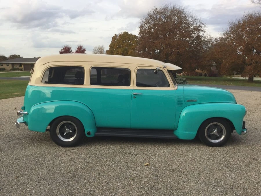 1949 Chevrolet Suburban 3rd Gen - Image 2 of 11