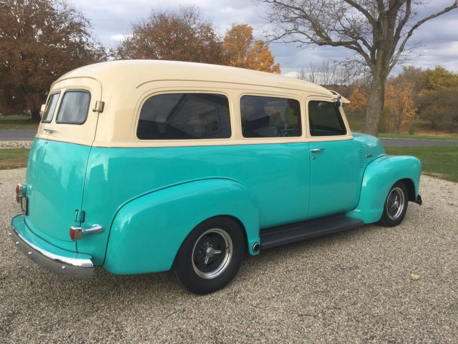 1949 Chevrolet Suburban 3rd Gen - Image 3 of 11