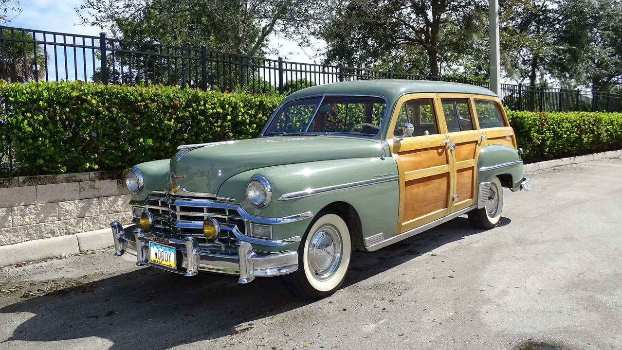 1949 Chrysler - Image 2 of 31