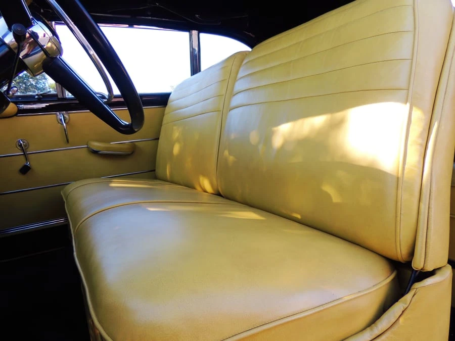 1949 Chrysler Town & Country - Image 4 of 12