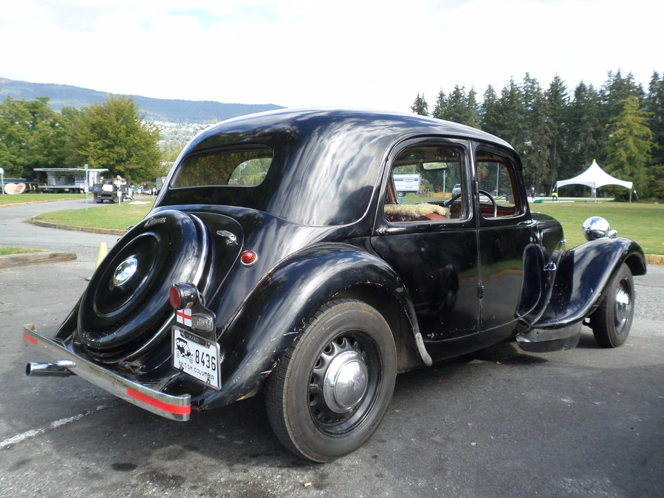 1949 Citroen Traction Avant - Image 9 of 31