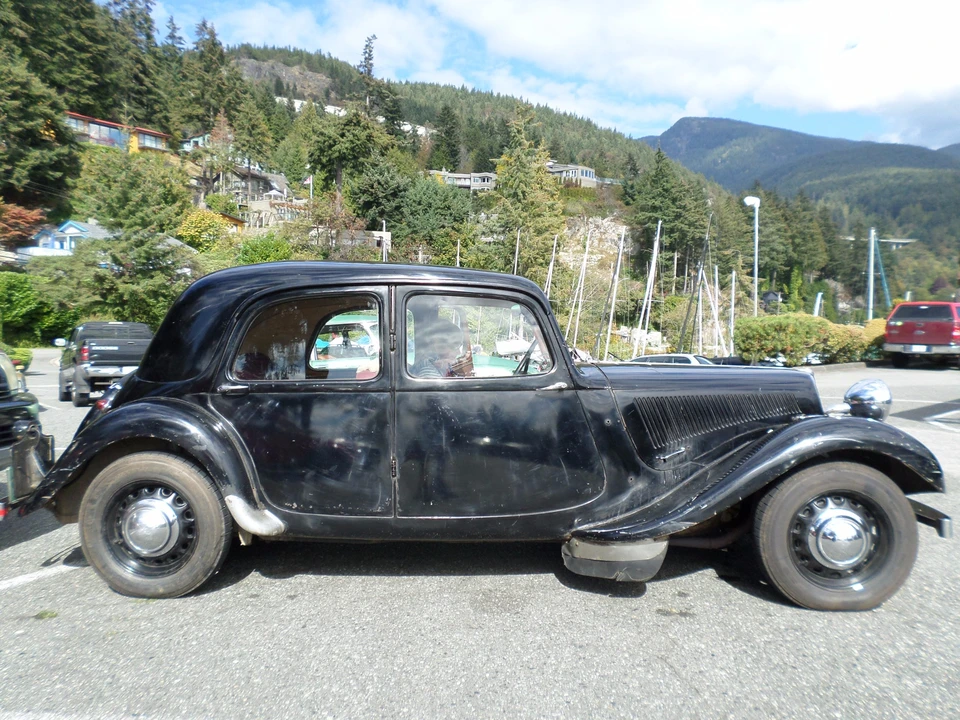 1949 Citroen Traction Avant - Image 7 of 31