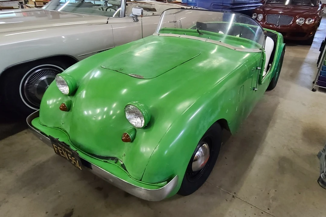 1949 Crosley Hot Shot - Image 1 of 31