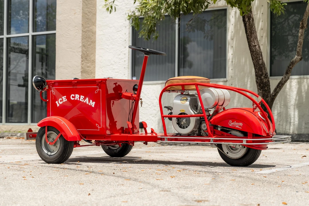 1949 Cushman - Image 4 of 31