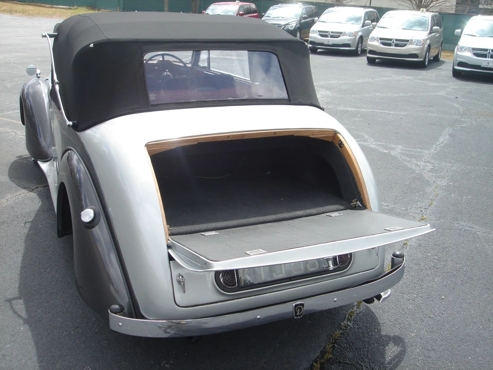 1949 Daimler - Image 11 of 11
