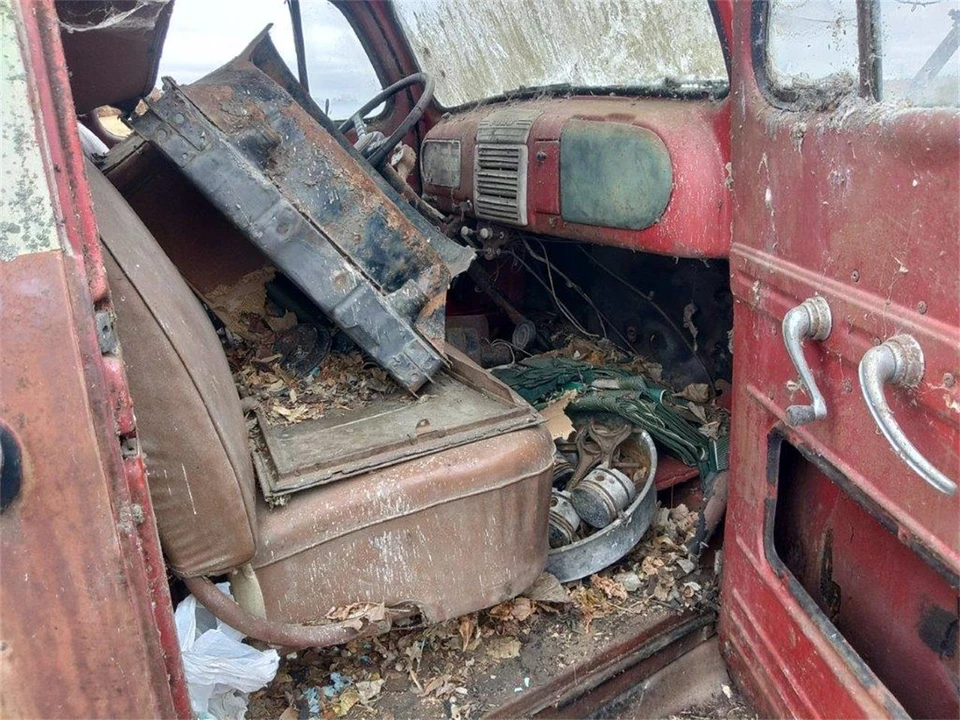 1949 Ford F-Series 1st Gen - Image 6 of 9