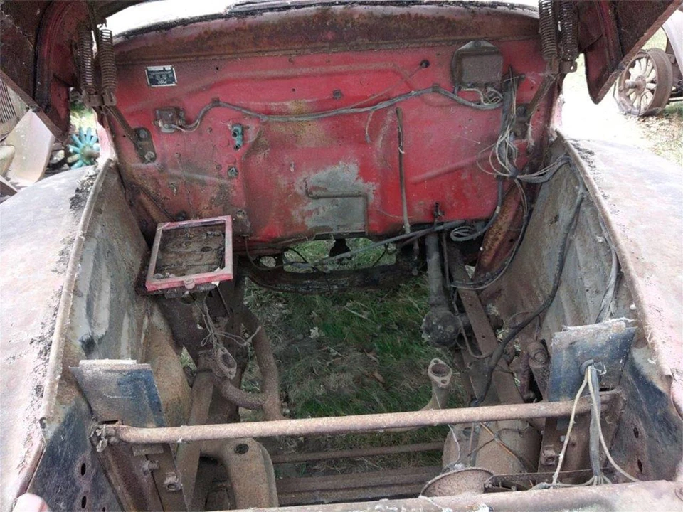 1949 Ford F-Series 1st Gen - Image 9 of 9
