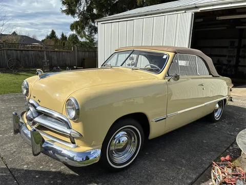 1949 Ford 2-Dr Coupe