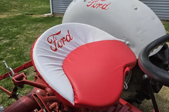 1949 Ford Tractor - Image 4 of 7