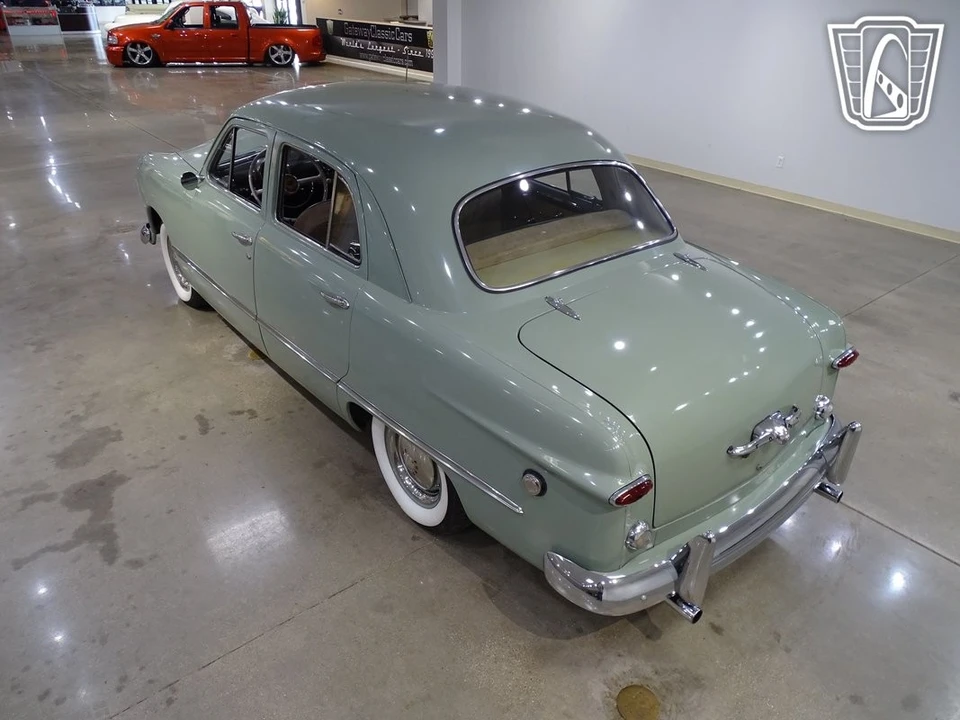 1949 Ford Shoebox - Image 9 of 12