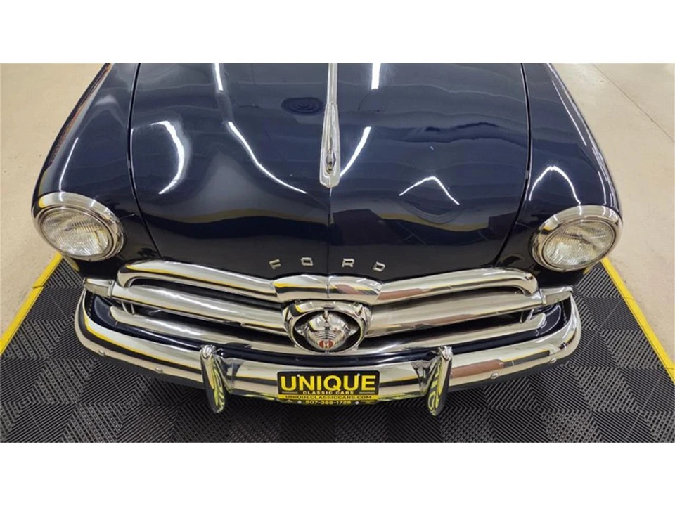 1949 Ford Customline - Image 12 of 31