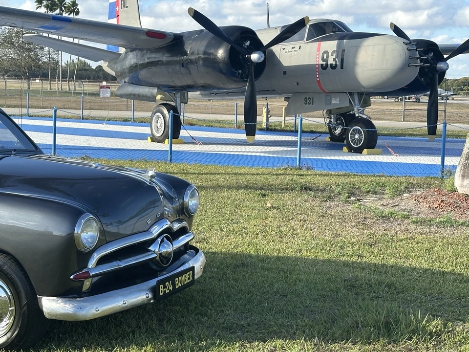 1949 Ford Shoebox - Image 7 of 16