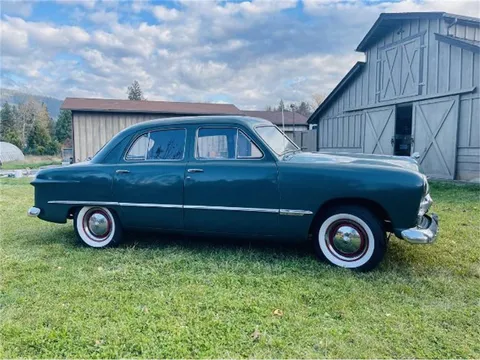 1949 Ford Custom Sedan