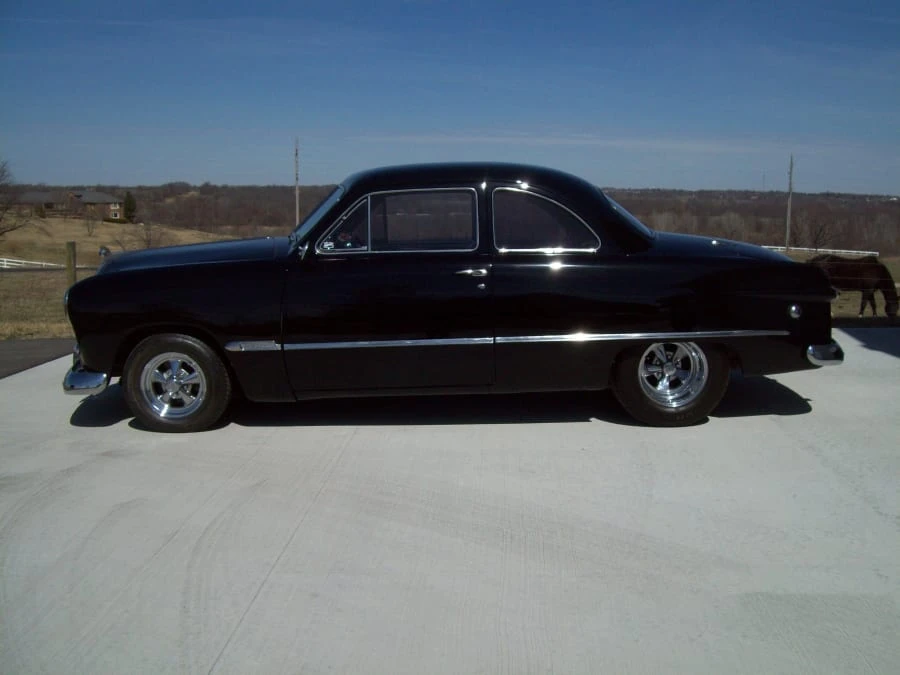 1949 Ford Shoebox - Image 2 of 4
