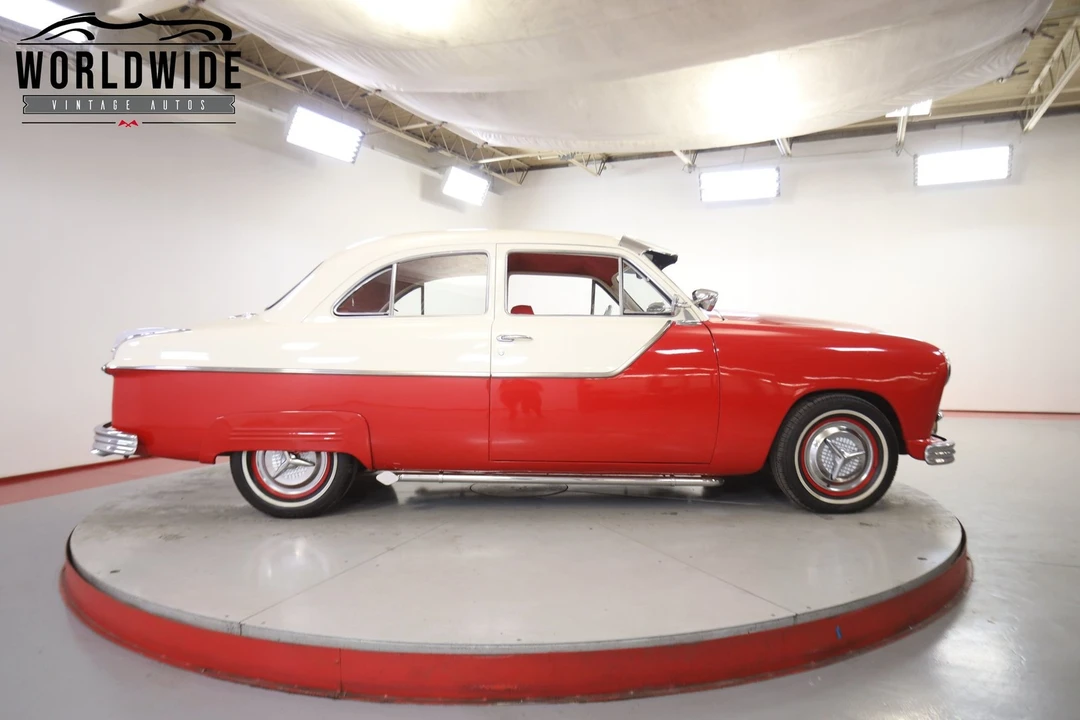 1949 Ford Standard & Deluxe & Super Deluxe - Image 4 of 12