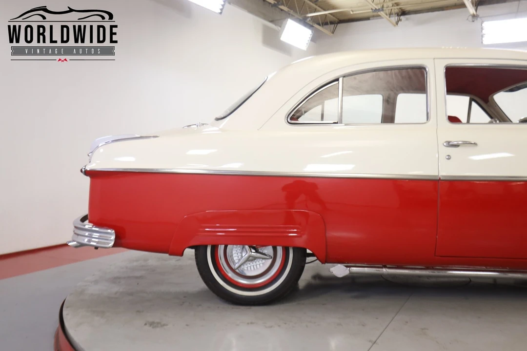 1949 Ford Standard & Deluxe & Super Deluxe - Image 9 of 12