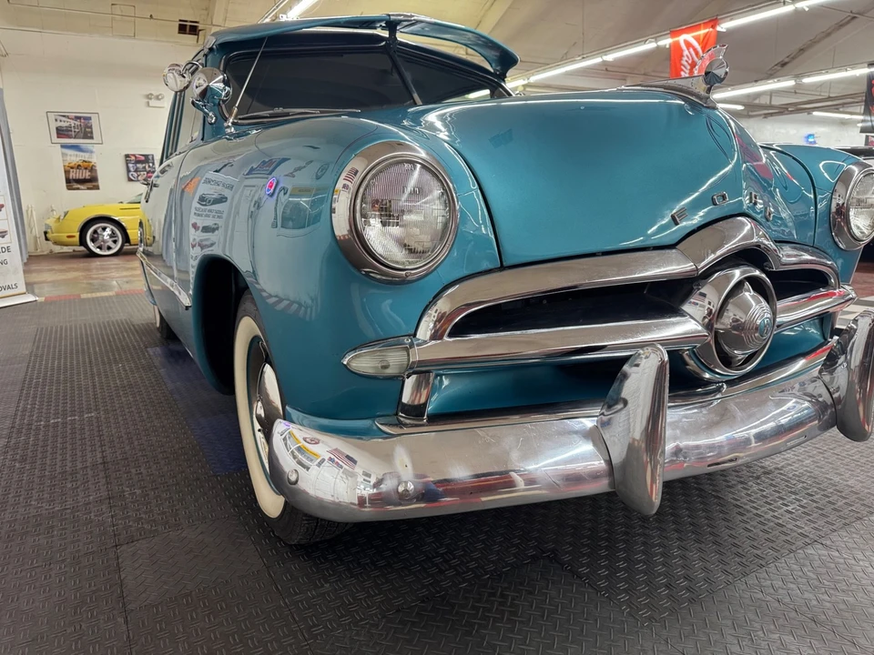 1949 Ford Customline - Image 9 of 21