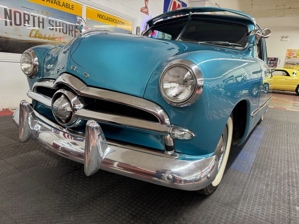 1949 Ford Customline - Image 10 of 21