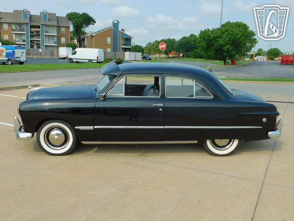 1949 Ford Customline - Image 12 of 12