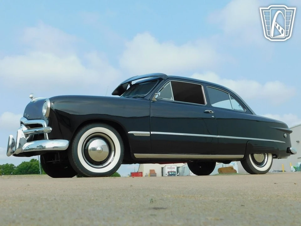 1949 Ford Shoebox - Image 9 of 12