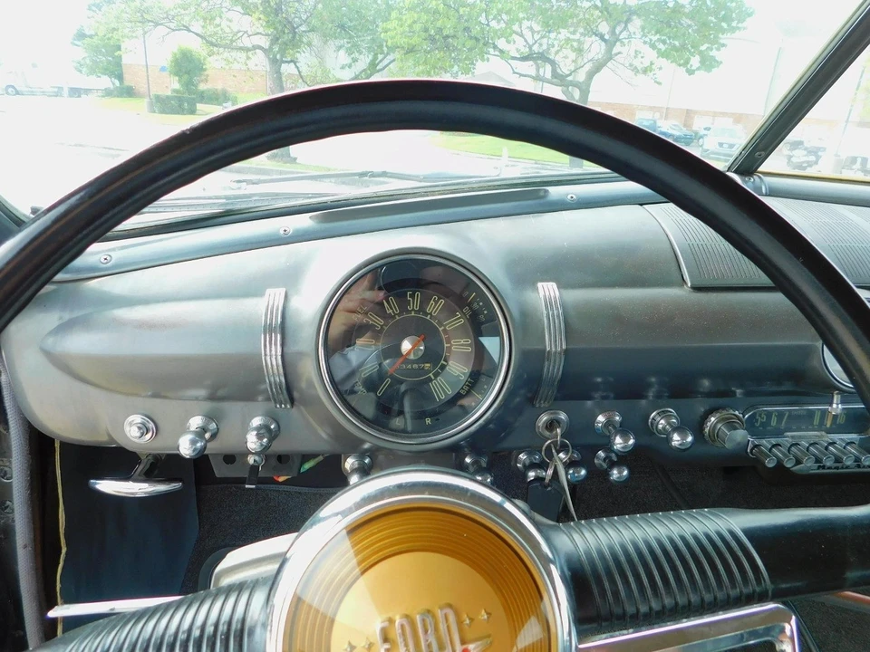 1949 Ford Customline - Image 17 of 21