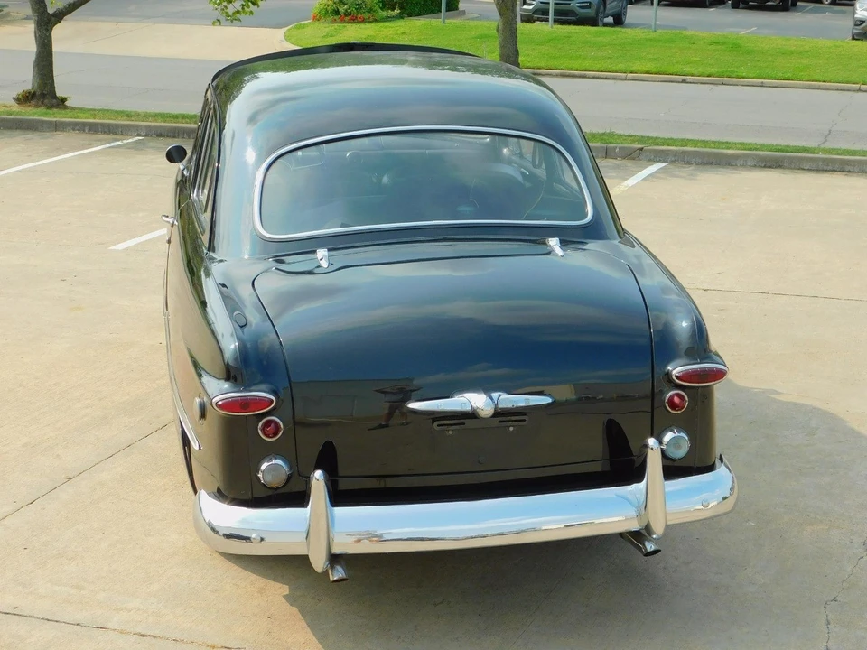 1949 Ford Customline - Image 8 of 12