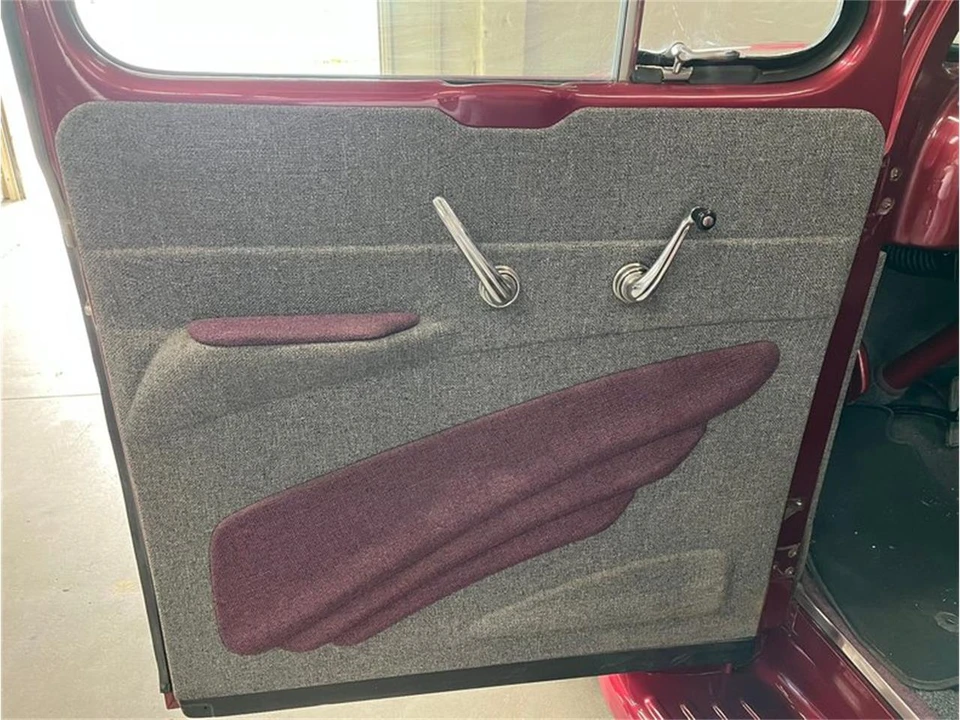 1949 Ford Shoebox - Image 9 of 31