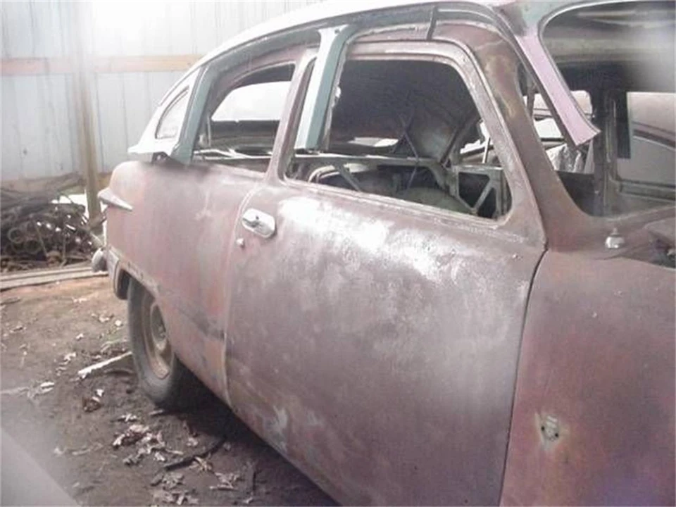 1949 Ford Shoebox - Image 4 of 4
