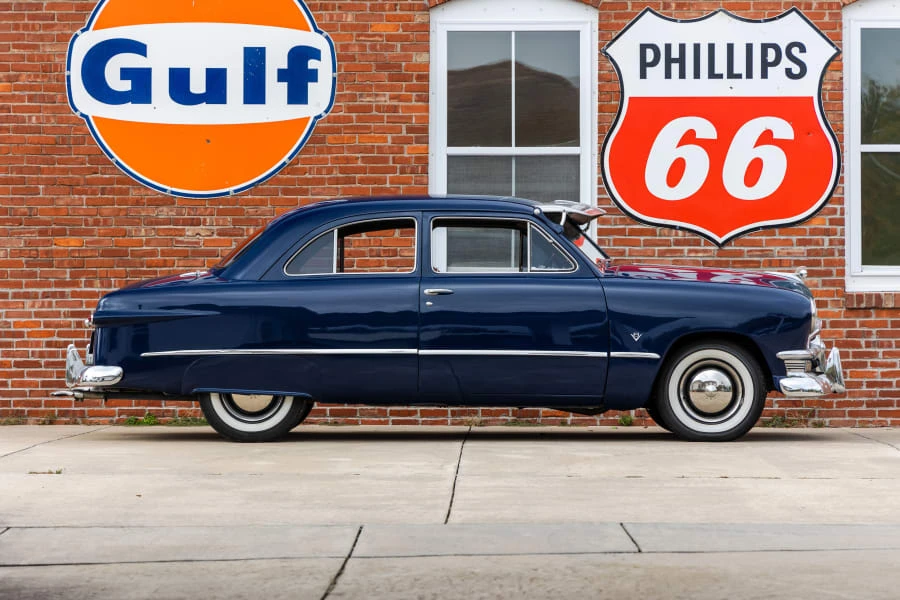 1949 Ford Shoebox - Image 2 of 25