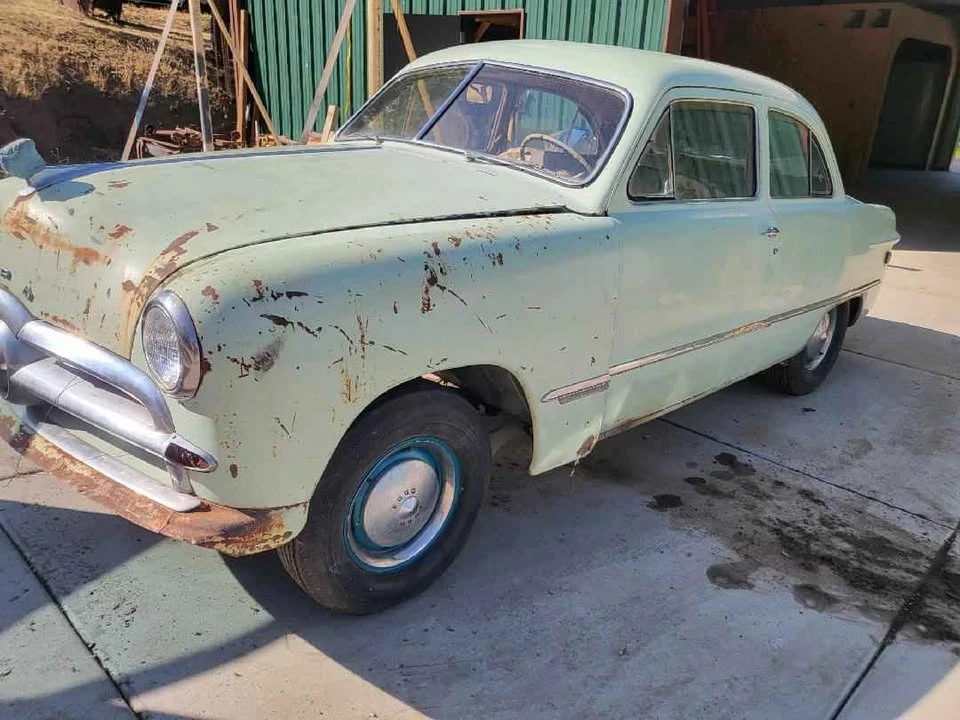 1949 Ford Shoebox - Image 2 of 4